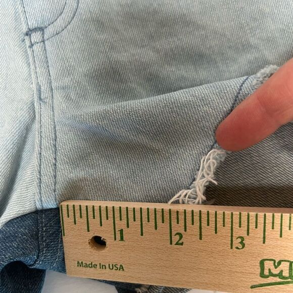 RAG & Bone TWO-TONE CUTOFF DENIM SHORTS IN DOUBLE BLUES size 30 - Picture 7 of 12